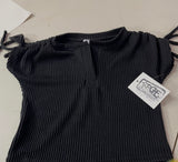 Erge Waved Rib Short Sleeve Top With Cinched Sleeves in Black Or Purple
